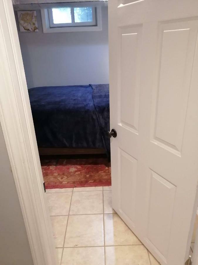 Cozy Basement Bedroom นูวาร์ก ภายนอก รูปภาพ